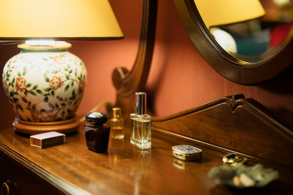 Dupes de parfum : l&rsquo;affaire Noel Deyzel relance le débat sur les influenceurs